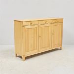 1674 8287 Sideboard